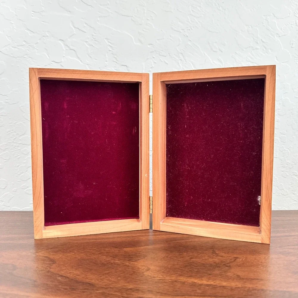 VTG Wooden Jewelry Box With Watercolor Art 